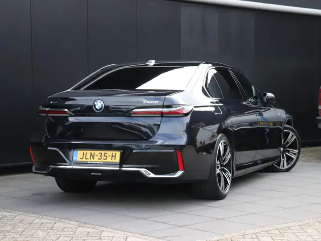 BMW 7-serie 750e xDrive | M SPORT | B&W | MEMORY | PANO |  FOND- THEATER | 4W. STEERING | LEDER | 36...