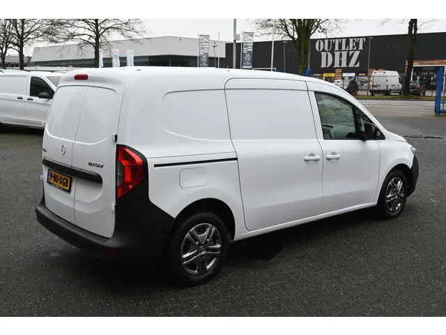 Mercedes-Benz Citan 110 CDI L2 Pro 3 Zitplaatsen, MBUX met camera