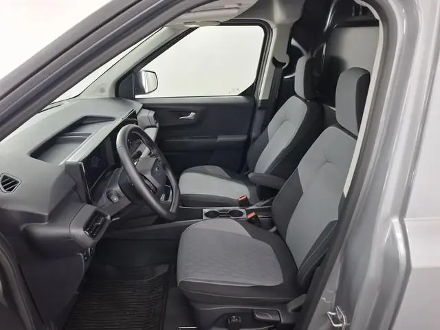 Ford E-Transit Courier 44 kWh Limited Trekhaak Winterpakket (wordt verwacht)