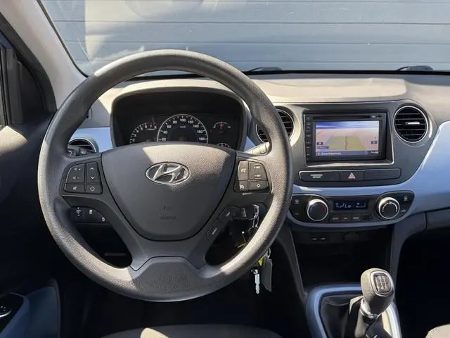 Hyundai i10 1.0i Go! Dealer Onderhouden,1e Eigenaar,Navi,Afn.Trekhaak,Clima,Cruise,N.A.P,Recent beur...