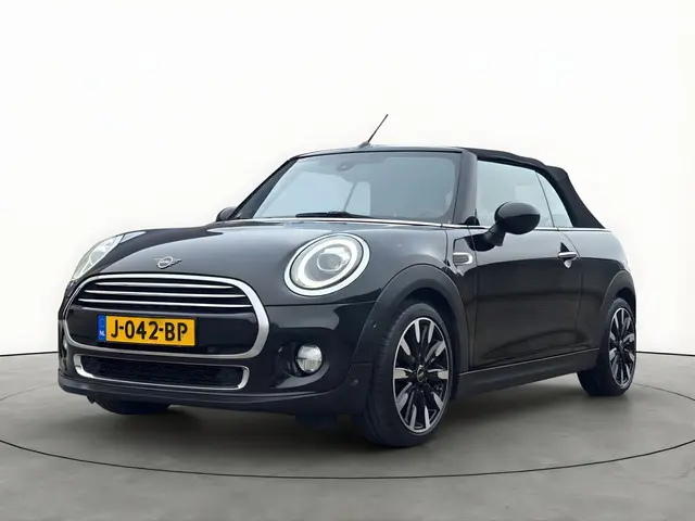 MINI Cooper Cabrio