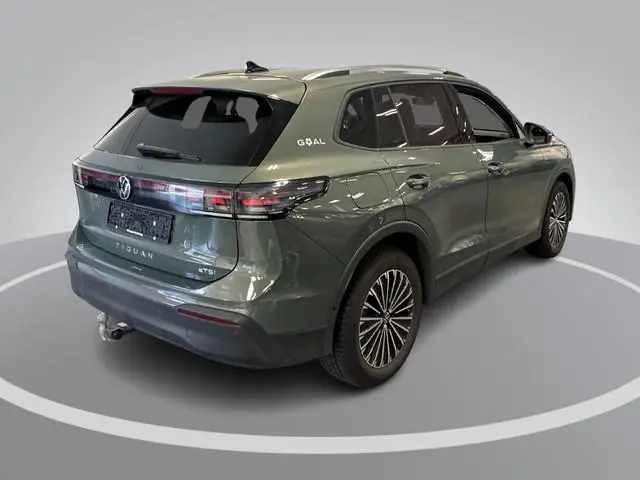 Volkswagen Tiguan 1.5 eTSI 130pk DSG · 360 Camera · Wegklapbare Trekhaak · Apple/Android Car Play ·...