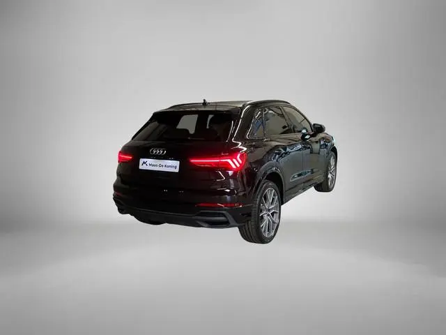 Audi Q3 45 TFSIe 180kW/245PK S Line · Camera + Parkeersensoren · Apple/Android Car Play · Dodehoekse...