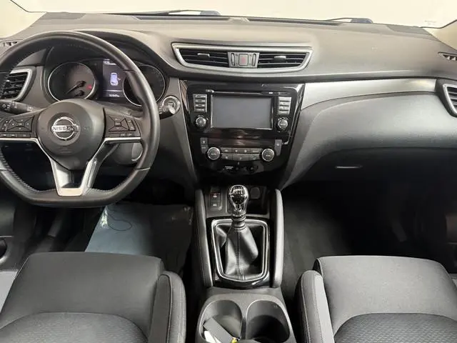 Nissan Qashqai 1.2 N-Connecta | PANO | 18”