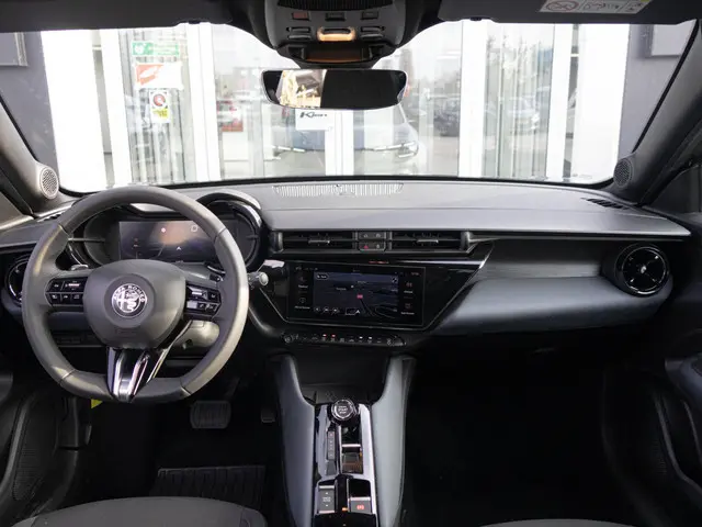 Alfa Romeo Junior