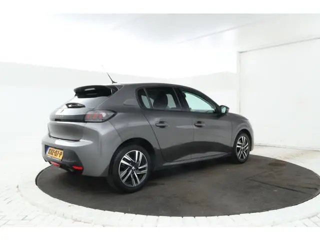 Peugeot 208 1.2 PureTech Allure Pack Apple carplay, climate