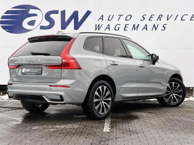 Volvo XC60 B4 Plus Dark | Trekhaak | Navi | Camera | Memory