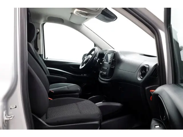 Mercedes-Benz Vito 114 CDI 136pk Compact 9G Automaat 2x Schuifdeur/LED/Camera/Inrichting 11-2022