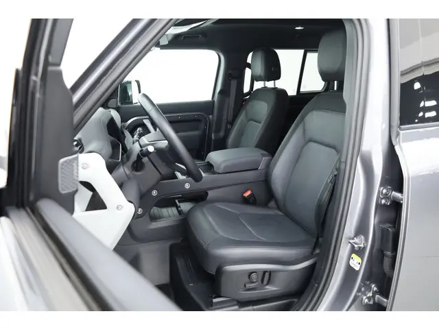 Land Rover Defender 3.0 D300 110 X-Dynamic - Grijs Kenteken | Luchtvering | Leder+Memory | Dig. Cock...