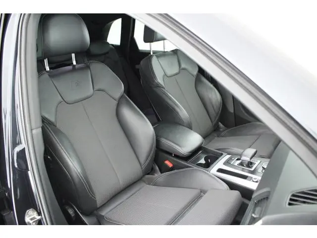 Audi Q5 50 TFSI e 299pk quattro 2x S-Line Camera Navigatie