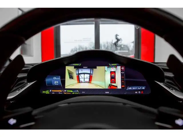 Ferrari SF90 Spider