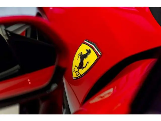 Ferrari SF90 Spider