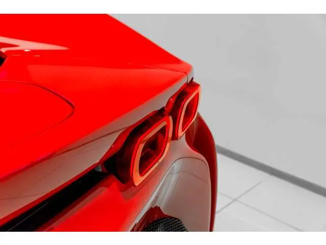 Ferrari SF90 Spider