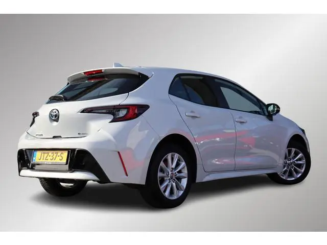 Toyota Corolla Hybrid 140 Business Limited, Stoelverwarming, Stuurverwarming.