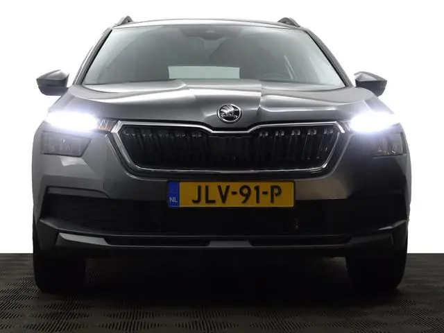 ŠKODA Kamiq 1.0 TSI Sport Business Aut- Carplay, Android Auto, Led, Stoelverwarming, Lane Assist, Pr...