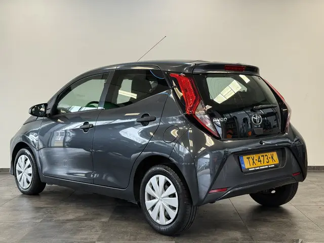 Toyota Aygo 1.0 VVT-i x-fun NAP Auto