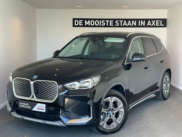 BMW iX1 eDrive20 67 kWh X-Line