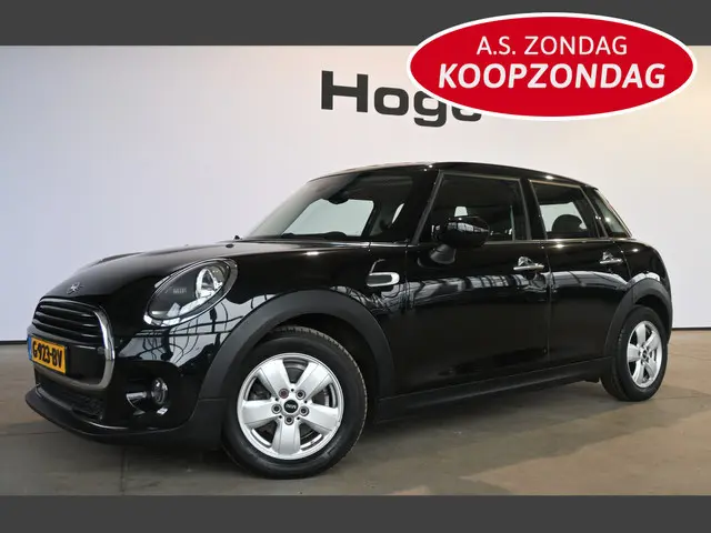 MINI Mini 1.5 Cooper Airco Navigatie LED Cruise Control Direct Leverbaar! Rijklaarprijs Inruil Mogel...
