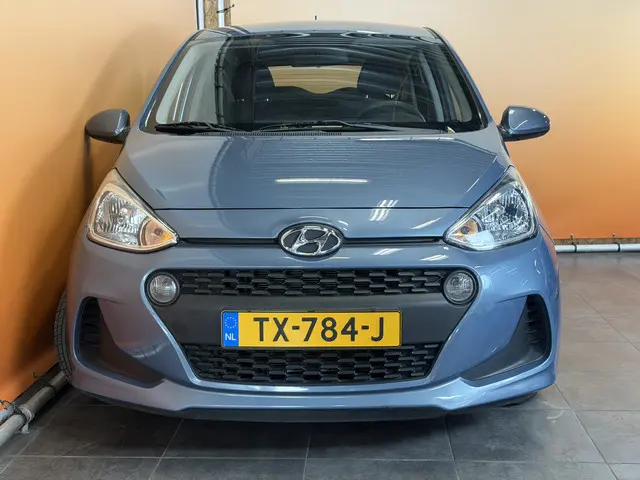 Hyundai i10 1.0i Comfort 1e eigenaar | cruise control airco | metaallak