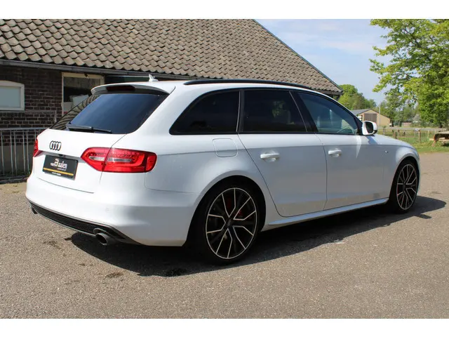 Audi A4 Avant 2.0 TFSI Sport Edition S-LINE LEER NAVI XENON ORG NL 191000KM!!!