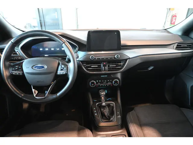 Ford Focus Wagon 1.0 EcoBoost Hybrid Active X Business Navigatie Panoramadak Stoelverwarming Inruil Mogelijk!