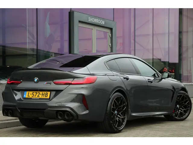 BMW M8