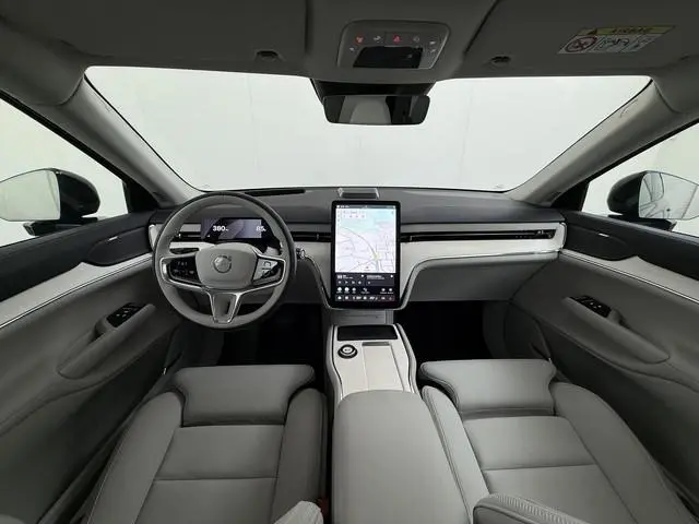 Volvo EX90