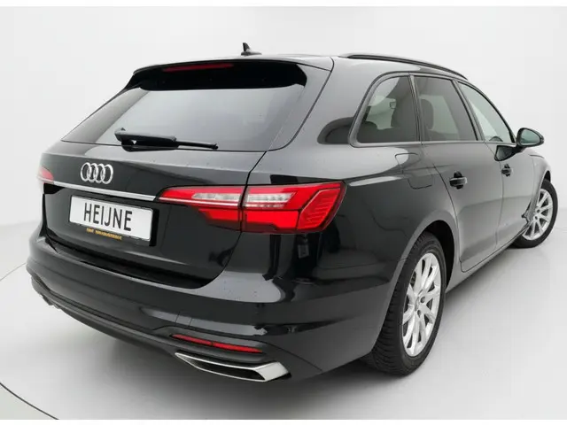 Audi A4 Avant 35 TFSI 150PK S-TRONIC PRO-LINE CARPLAY/PDC/LED/KEYLESS