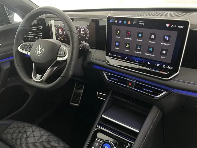 Volkswagen Tiguan 1.5 272pk eHybrid R-Line Edition Trekhaak Camera Keyless Massage Virtual Cockpit P...