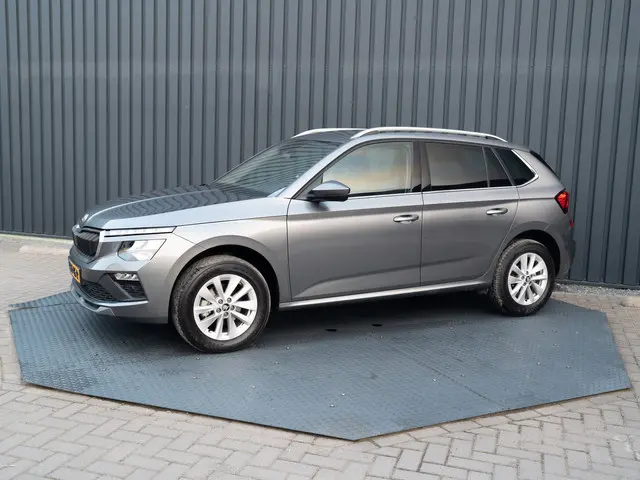 ŠKODA Kamiq 1.0 TSI Business Edition | Camera | Elk. A-klep | Keyless | Prijs Rijklaar!!
