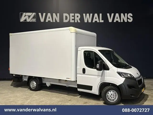 Peugeot Boxer 2.2 BlueHDi 141pk Bakwagen 435cm Lang Laadklep Euro6 Airco | 1085kg laadvermogen | Cru...