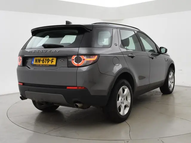 Land Rover Discovery Sport 2.0 TD4 150 PK HSE + PANORAMA | STOELVERW. V+A | LEDER
