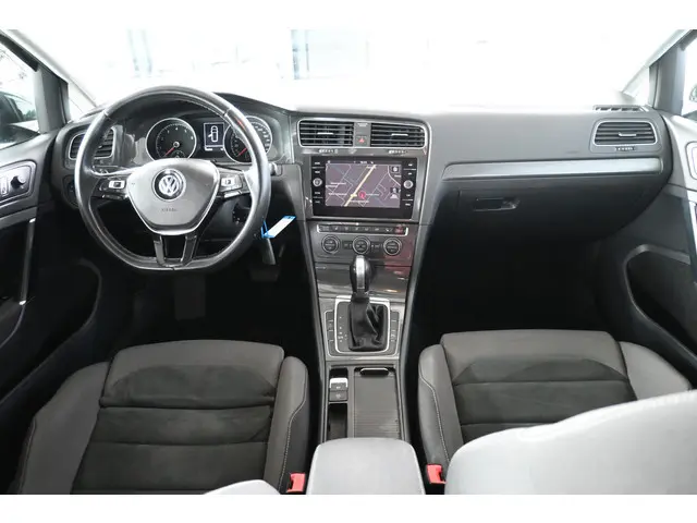 Volkswagen Golf Variant 1.0 TSI Comfortline Business Automaat Clima Navigatie Massagestoel Inruil Mogelijk!