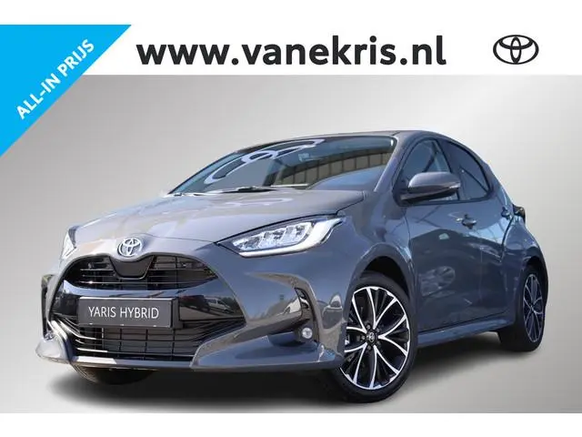 Toyota Yaris 1.5 Hybrid 115 Dynamic, Comfort Pack, € 2.000 Inruil Voordeel! BSM, Apple Carplay / And...