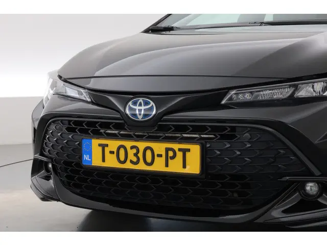 Toyota Corolla Touring Sports