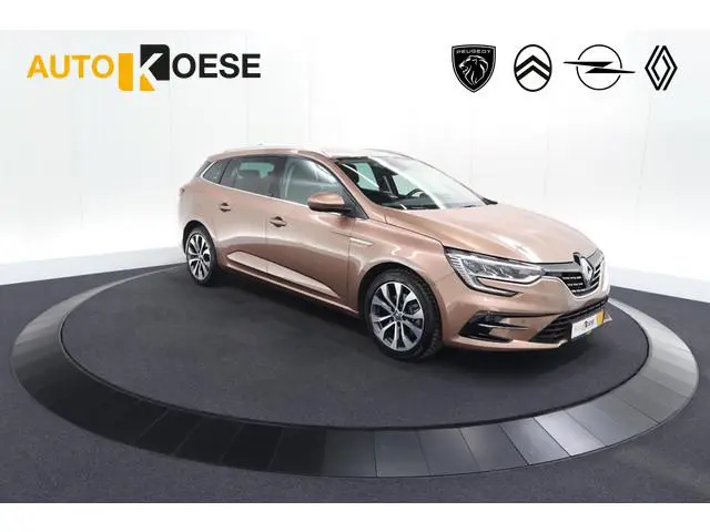 Renault Mégane Estate 1.6 E-Tech Plug-In Hybrid 160 Intens | Stoelmassage | Dodehoekdetectie | Leer...