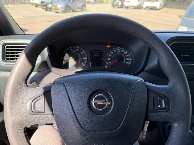 Opel Movano