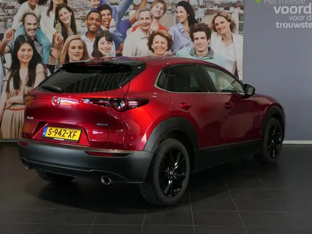 Mazda CX-30 2.0 e-SkyActiv-X M Hybrid Homura - Lage kmstand! - Headup - Stoelverwarming - Adaptive c...