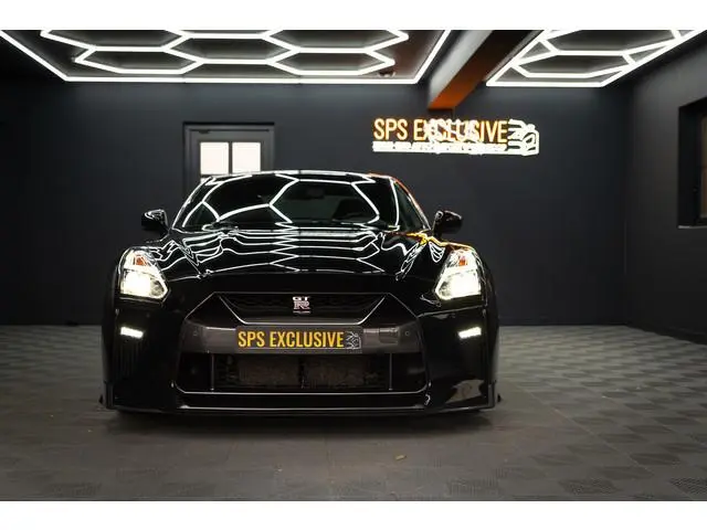 Nissan GT-R 3.8 V6 Black Edition / 1e lak / Bose / Recaro / O.Historie 