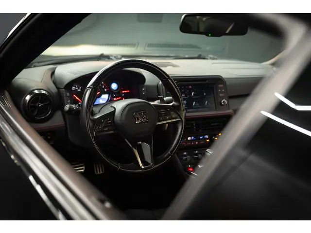 Nissan GT-R