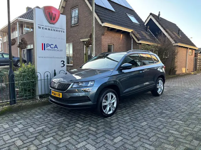 ŠKODA Karoq 1.0 TSI Business Edition Plus