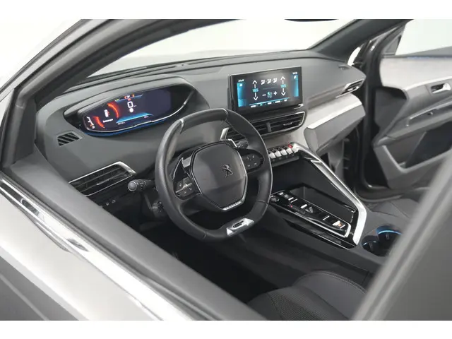 Peugeot 3008 PureTech 130 EAT8 GT | Camera | Adaptieve Cruise Control | Elektrische Kofferklep | Dod...