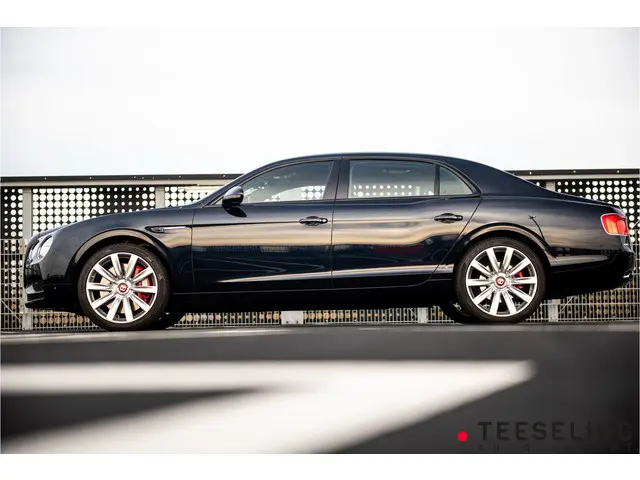 Bentley Flying Spur 4.0 V8 S | Orig. NL | NIEUWSTAAT