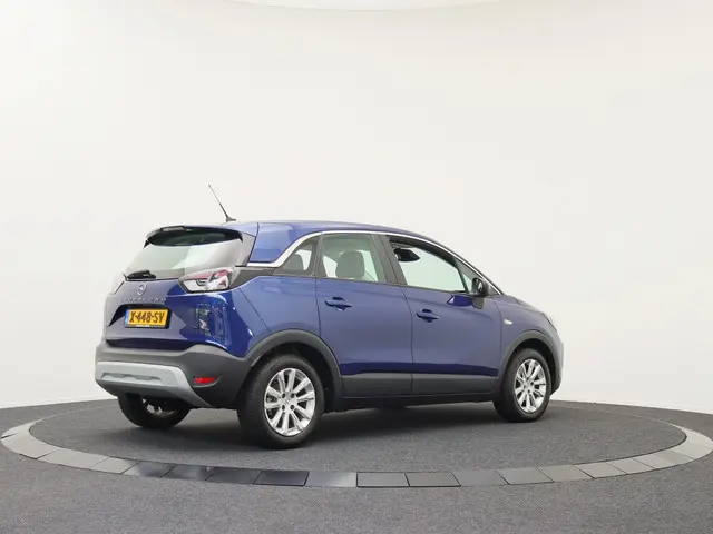 Opel Crossland 1.2 Edition | Camera | Navi by app | Vierseizoenenbanden