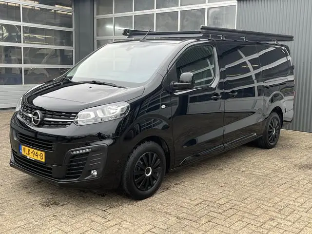 Opel Vivaro 2.0 CDTI L2H1 Dubbele schuifdeur Parkeerhulp voor en achter Achteruitrijcamera Airco Cru...