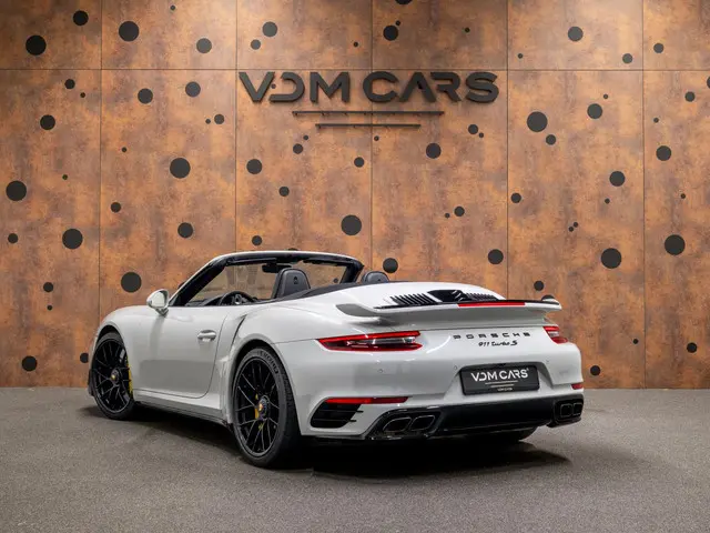 Porsche 911 Cabrio 3.8 Turbo S | Aerokit | PTS | Burmester | Lift | Ventilatie | ACC |