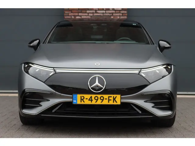 Mercedes-Benz EQS