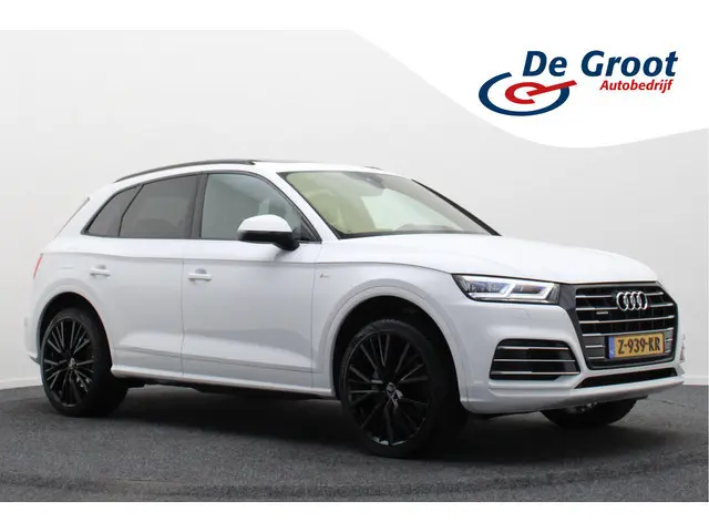 Audi Q5 55 TFSI e Quattro Plug-in Hybrid Competition S-Line Leer, Panoramadak, Cruise, Apple Carplay...