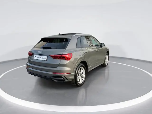 Audi Q3 45 TFSIe 180kW/245PK S Line · Panoramadak · Camera · Apple/Android Car Play · Drive select ·...