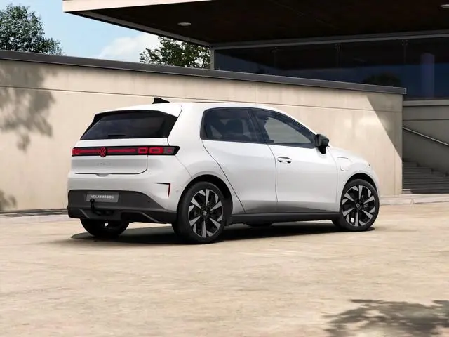 Volkswagen ID. Polo Style First Edition 52 kWh accu, 155 kW / 211 PK H Achteruitrijcamera | Carplay...